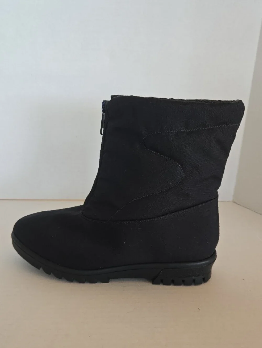 TOE WARMERS Made In Canada Front-Zip Winter Boot with Insulated Shaft